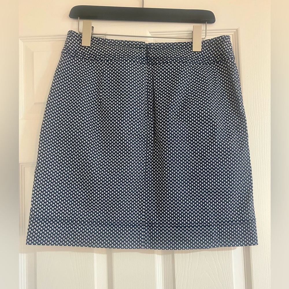 Talbots Navy and White Patterned Skirt - Picture 3 of 3